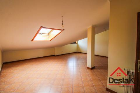 Apartamento Duplex para venda nas Termas de São Pedro do Sul