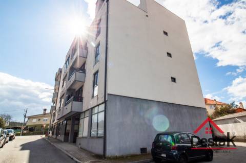 Apartamento T3 para venda no centro de Oliveira de Frades!