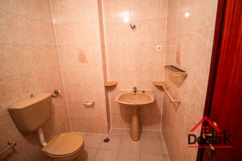 Apartamento T3 para venda no centro de Oliveira de Frades!