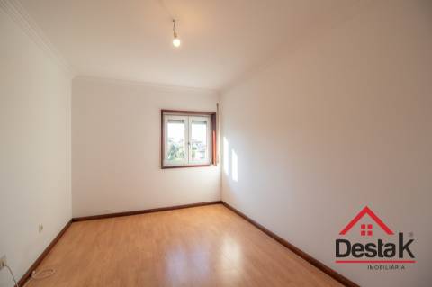 Apartamento T3 para venda no centro de Oliveira de Frades!