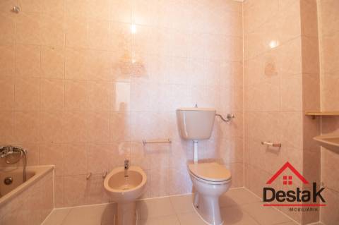 Apartamento T3 para venda no centro de Oliveira de Frades!