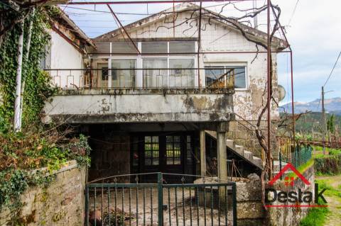 Moradia T3 em Covelas - Serrazes