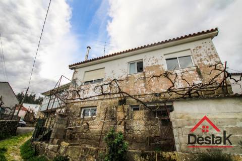 Moradia T3 em Covelas - Serrazes