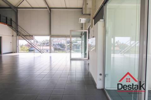 Pavilhão em excelentes condições  para venda ,em Talhadas, Sever do Vouga!