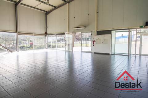 Pavilhão em excelentes condições  para venda ,em Talhadas, Sever do Vouga!