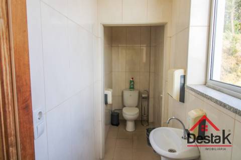 Pavilhão em excelentes condições  para venda ,em Talhadas, Sever do Vouga!