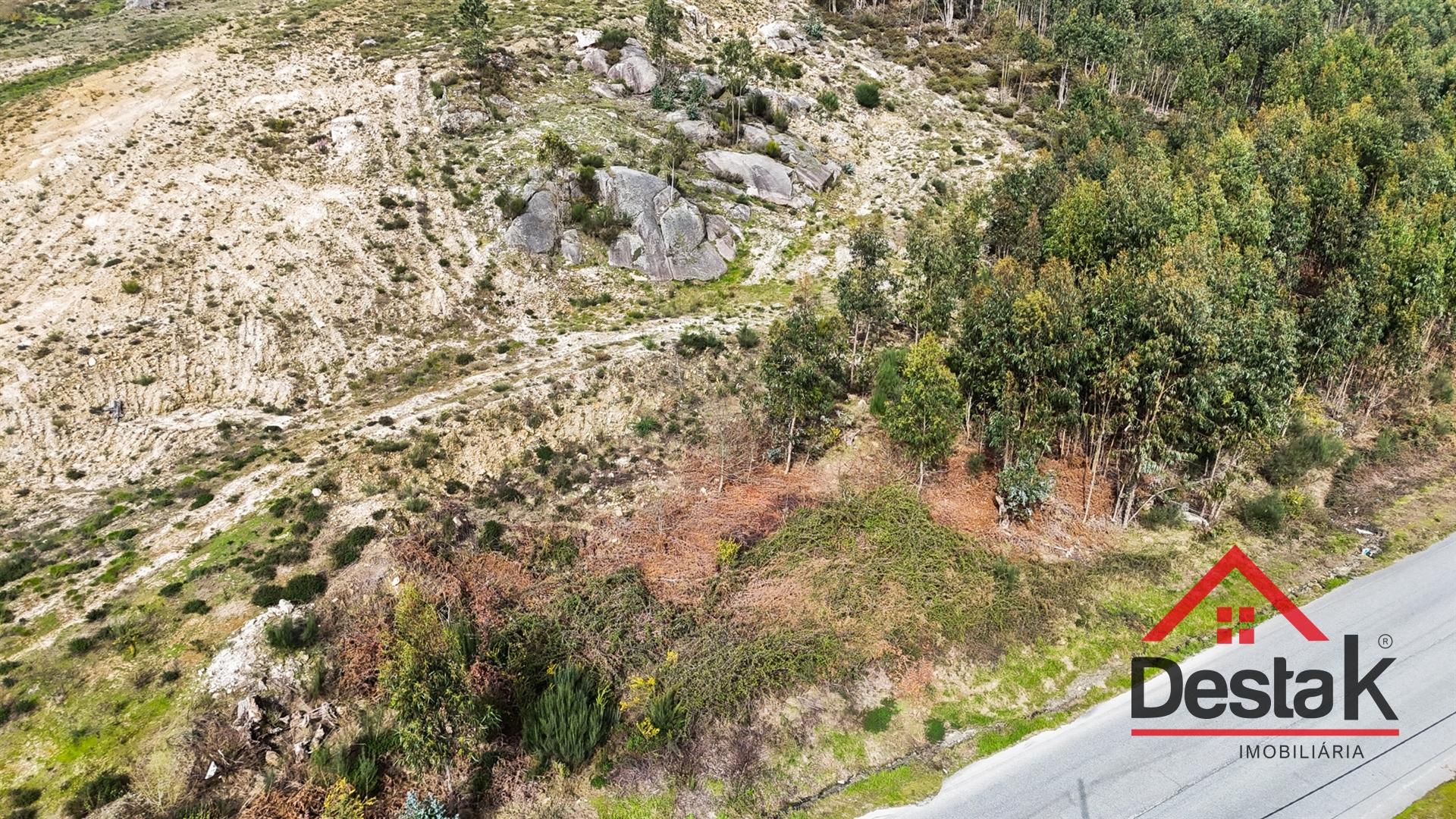Terreno para venda em Oliveira de Frades