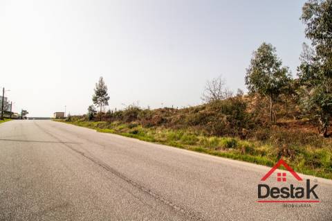 Terreno para venda em Oliveira de Frades