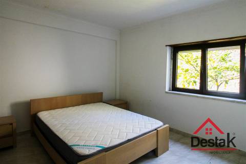 Apartamento T1 com terraço nas Termas de São Pedro do Sul