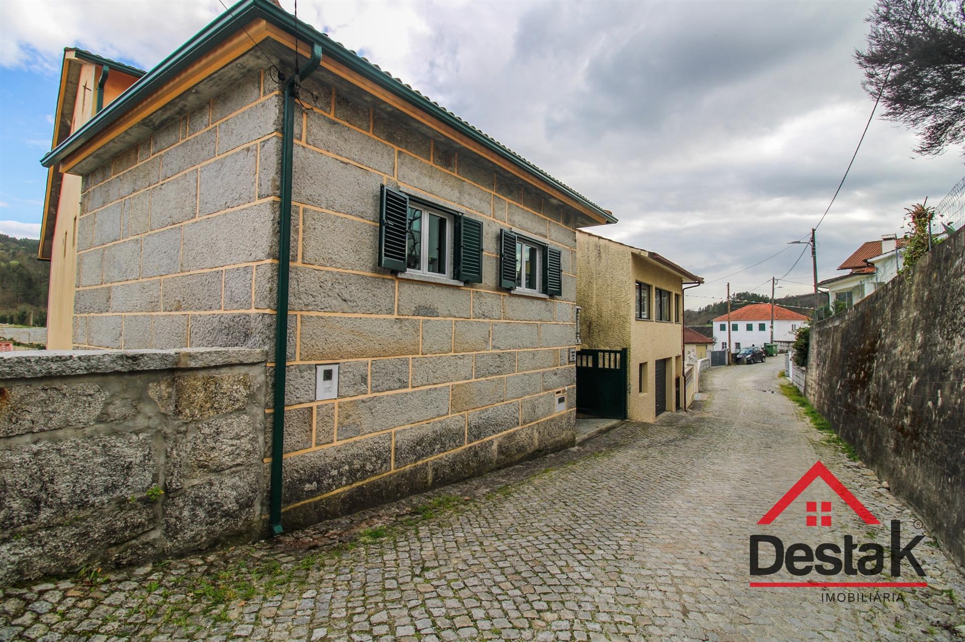 Moradia V3 para venda em, Rio De Mel, São Pedro Do Sul!