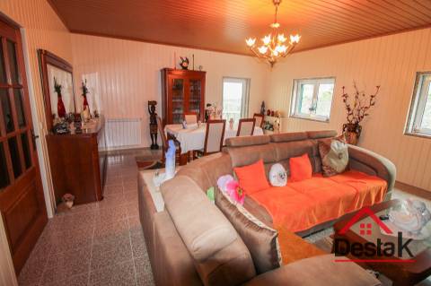 Moradia V3 para venda em, Rio De Mel, São Pedro Do Sul!