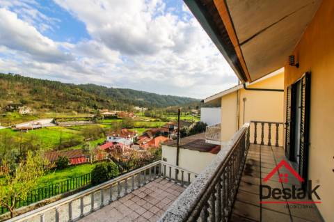 Moradia V3 para venda em, Rio De Mel, São Pedro Do Sul!