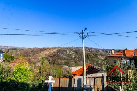 Moradia T3 Isolada para venda, em Ervilhal do Sul