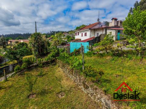 Moradia V2 em Ladreda, São Pedro do Sul, pronta habitar