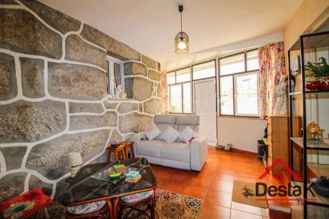 Moradia V2 em Ladreda, São Pedro do Sul, pronta habitar