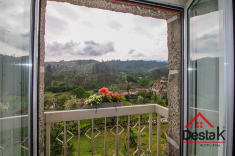 Moradia V2 em Ladreda, São Pedro do Sul, pronta habitar