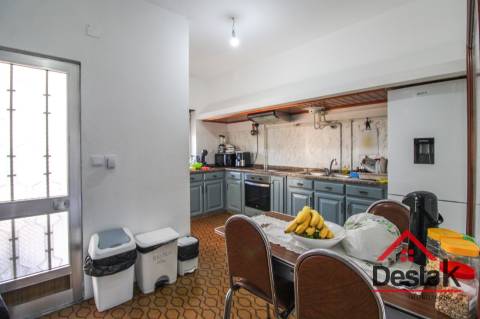 Apartamento T4, localização central privilegiada, São Pedro do Sul