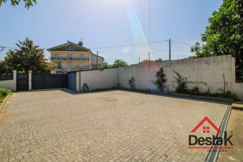 Apartamento T4, localização central privilegiada, São Pedro do Sul