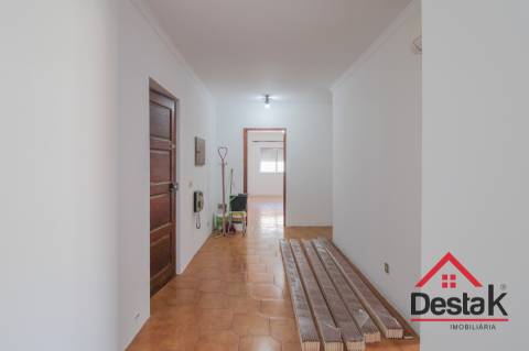 Apartamento T3, para venda no centro de São Pedro do Sul