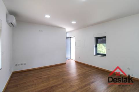 Moradia V3 nova e moderna a 1 minuto de carro do centro de São Pedro do Sul