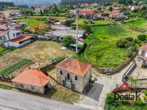 Moradia T2 com enorme potencial