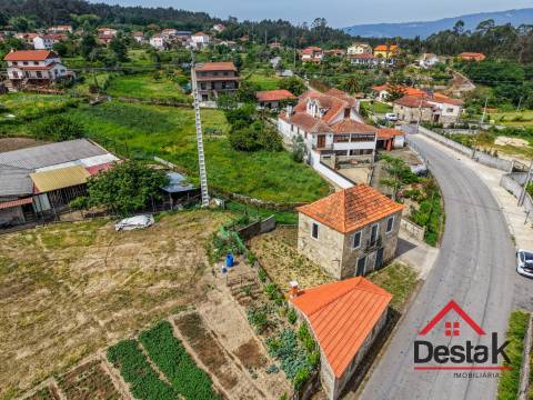 Moradia T2 com enorme potencial