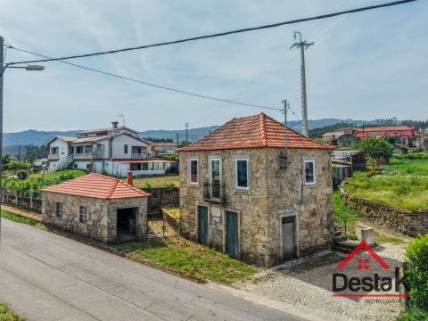 Moradia T2 com enorme potencial