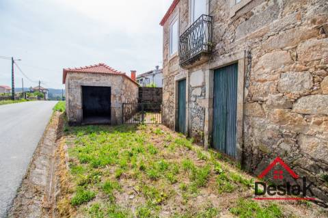 Moradia T2 com enorme potencial
