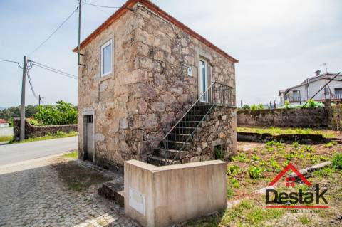 Moradia T2 com enorme potencial