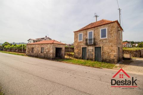 Moradia T2 com enorme potencial