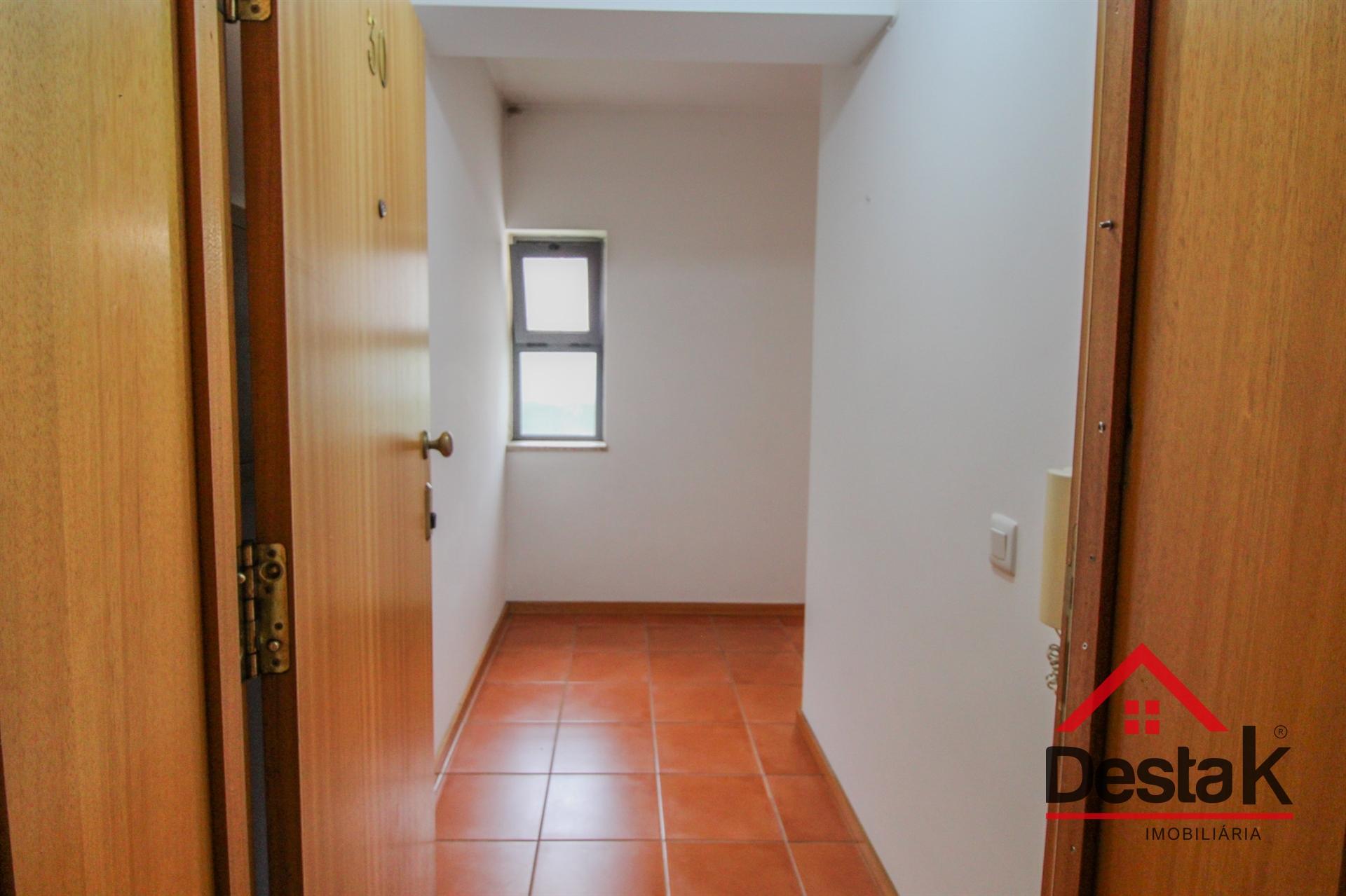 Apartamento T1 para arrendamento nas Termas de São Pedro do Sul