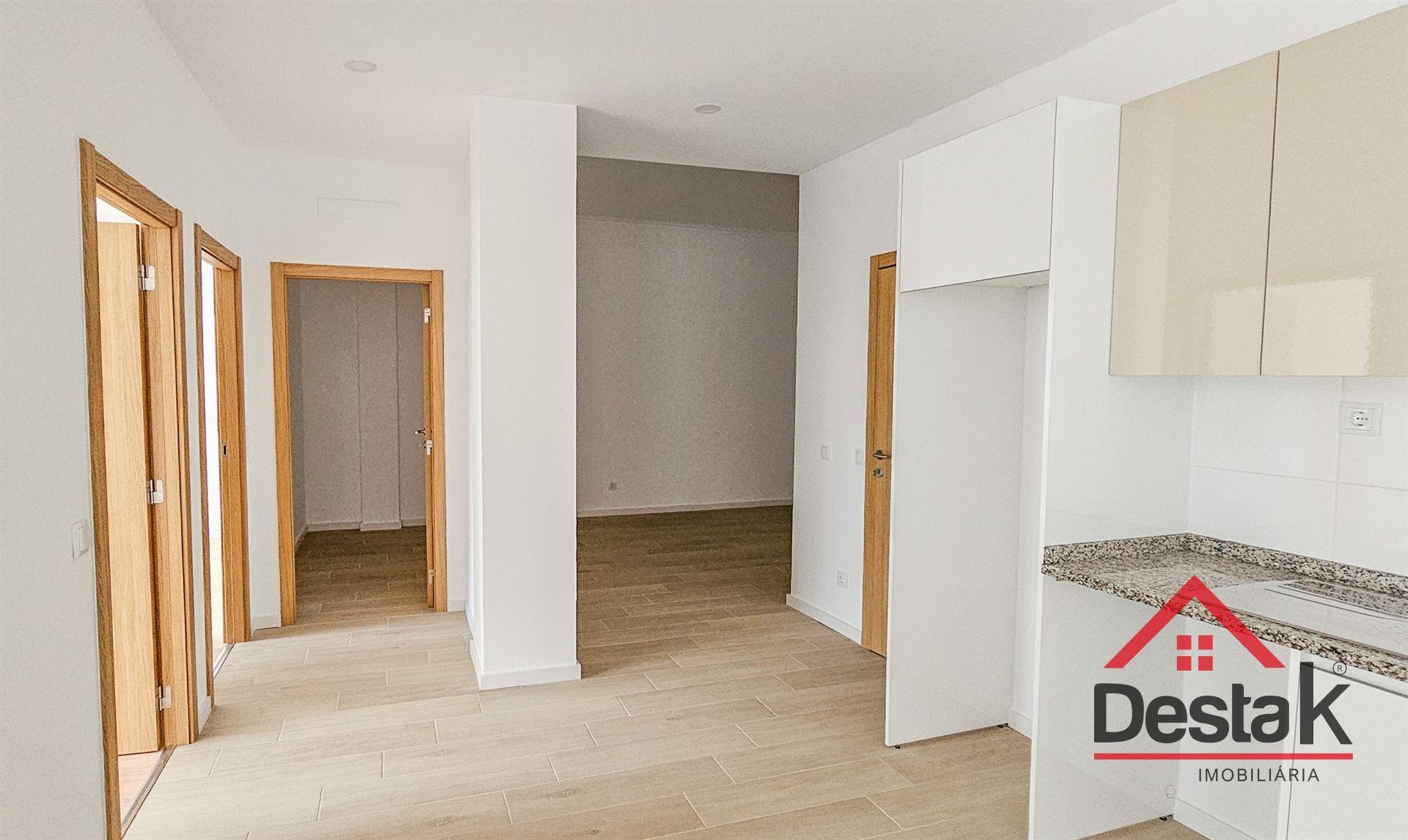 Apartamento T2 novo no centro de São Pedro do Sul