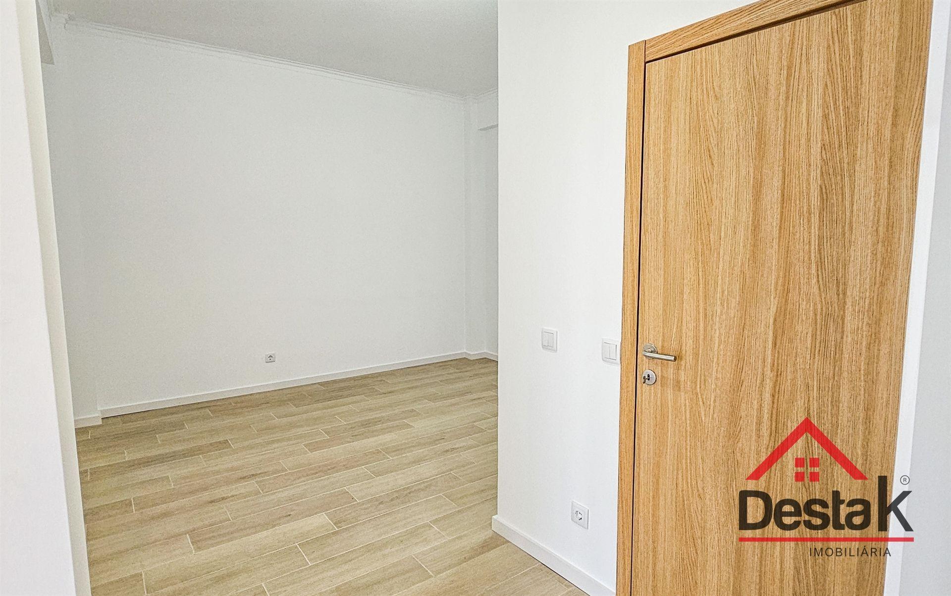 Apartamento T2 novo no centro de São Pedro do Sul
