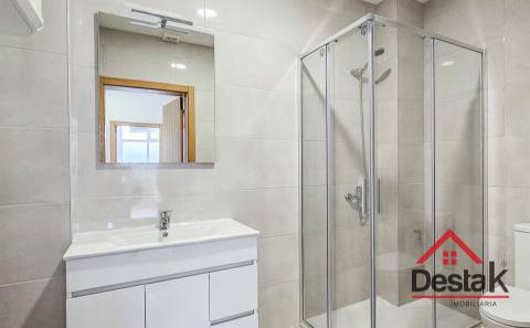 Apartamento T2 novo no centro de São Pedro do Sul
