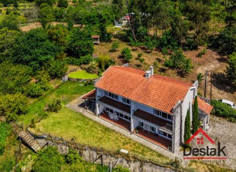 Moradia espetacular V3 em Carvalhais - São Pedro do Sul