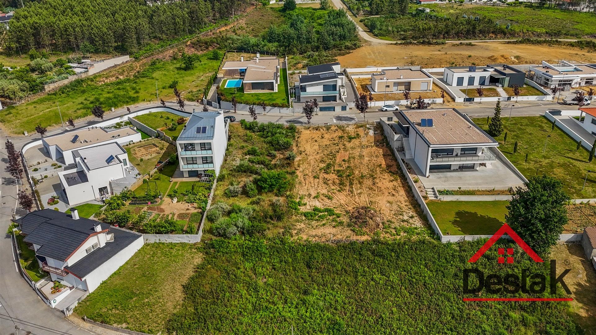Lote de terreno em Viseu