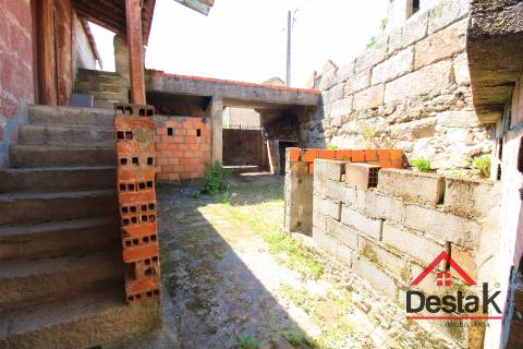 Moradia em Pedra para venda em Nelas