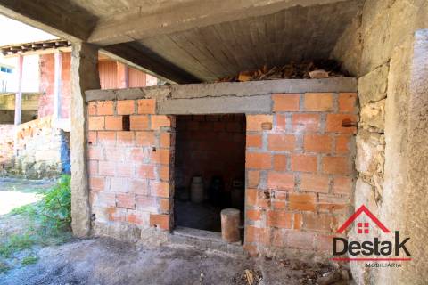 Moradia em Pedra para venda em Nelas