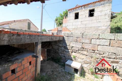 Moradia em Pedra para venda em Nelas