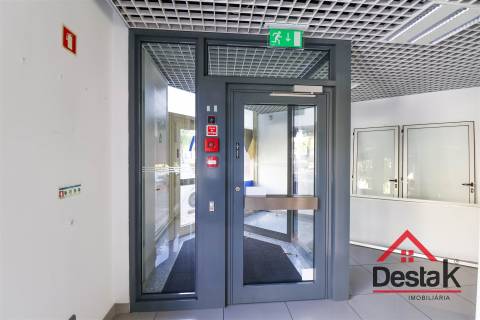 Loja para venda no centro de Viseu