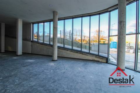 Loja para venda numa zona privilegiada de Viseu