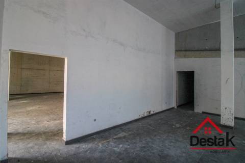 Loja para venda numa zona privilegiada de Viseu