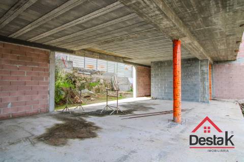 Excelente moradia V3+1 na freguesia de Orgens, Viseu