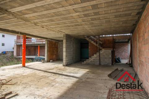 Excelente moradia V4 freguesia de Orgens, Viseu