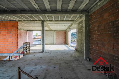 Excelente moradia V4 freguesia de Orgens, Viseu