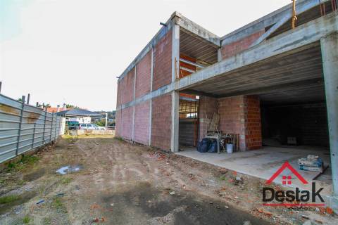 Excelente moradia V4 freguesia de Orgens, Viseu