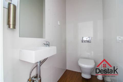 Loja comercial em Viseu