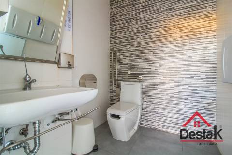 Loja comercial em Viseu