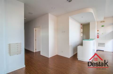 Loja comercial em Viseu