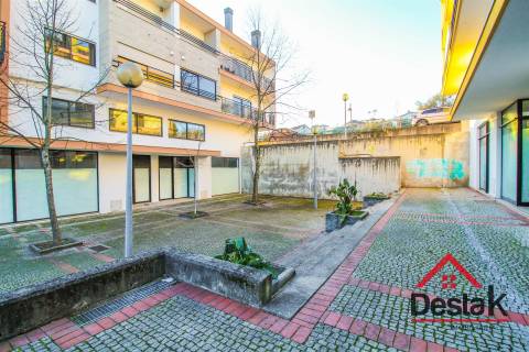 Loja comercial em Viseu